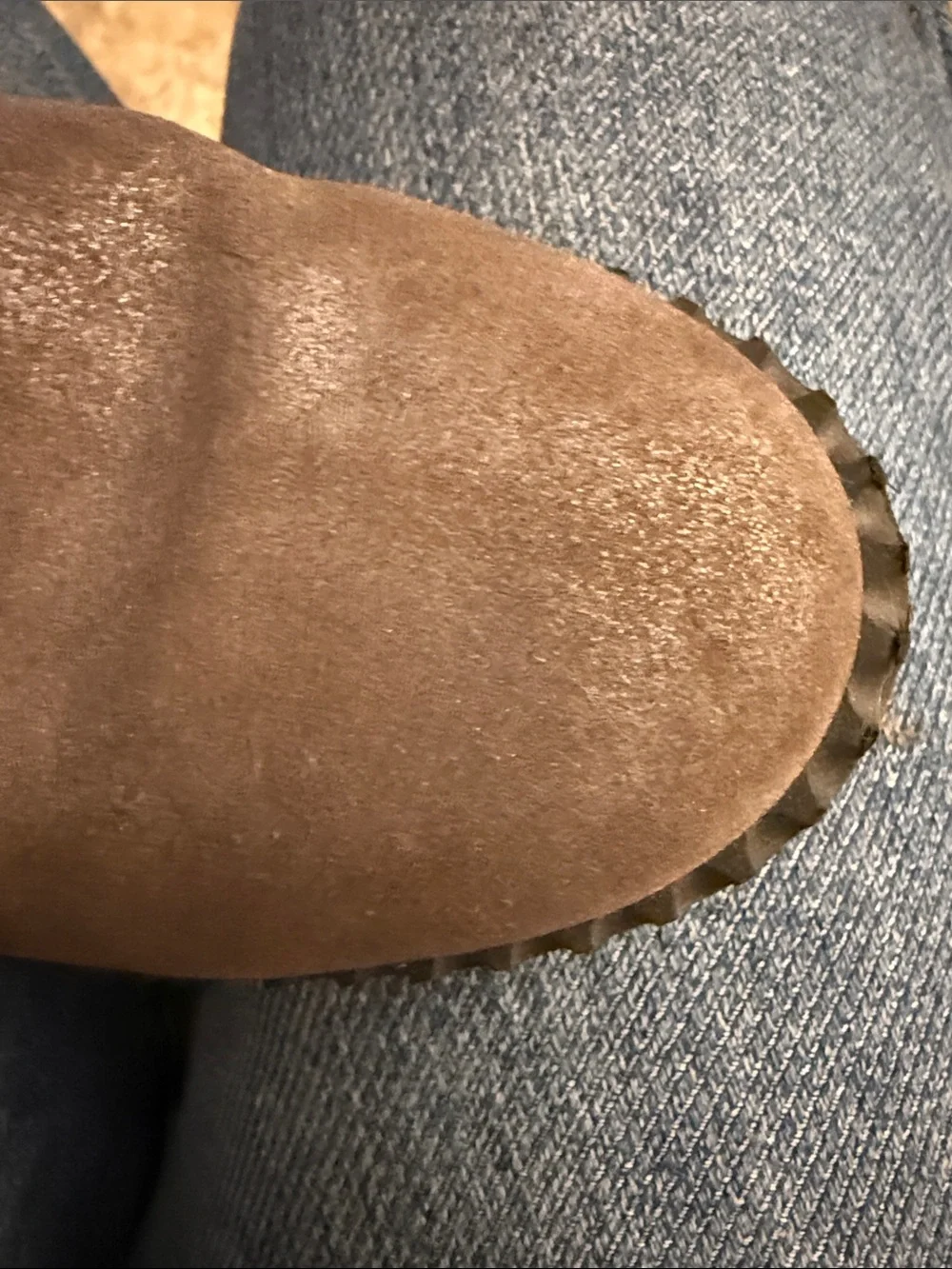 Kenneth Cole sleek chelsea